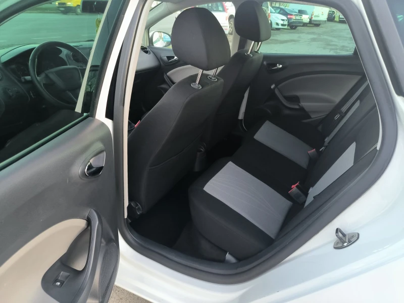 Seat Ibiza 1.6d-Euro-5B-90k.s., снимка 16 - Автомобили и джипове - 52935137