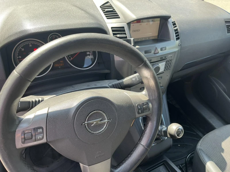 Opel Zafira, снимка 10 - Автомобили и джипове - 53055703