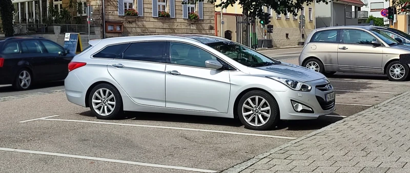 Hyundai I40 1.7 CRDi 136к.с. комби, снимка 3 - Автомобили и джипове - 53079595