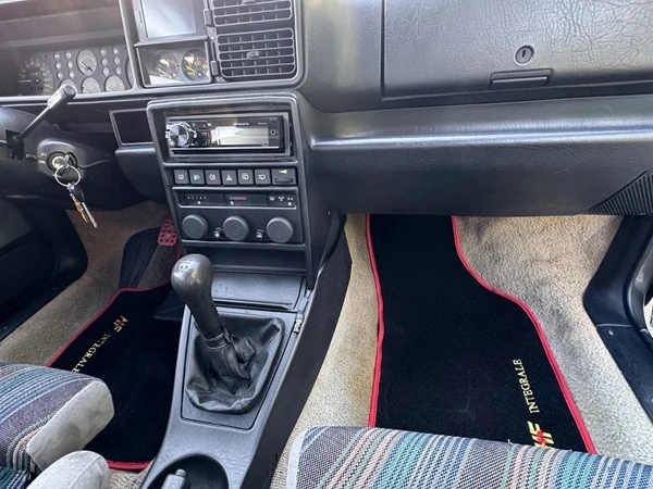 Lancia Delta HF Integrale 16V, снимка 5 - Автомобили и джипове - 55228244