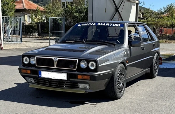 Lancia Delta HF Integrale 16V, снимка 10 - Автомобили и джипове - 55228244