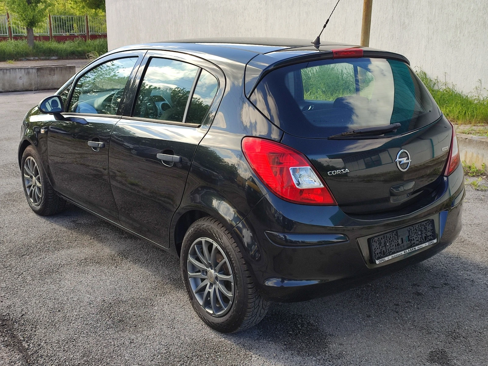 Opel Corsa 1.2i-86kc-ФЕЙС-ЕВРО5 - изображение 6