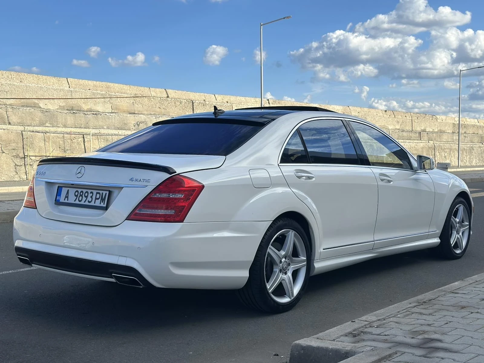 Mercedes-Benz S 550 Mercedes s550L 4matic  - изображение 4