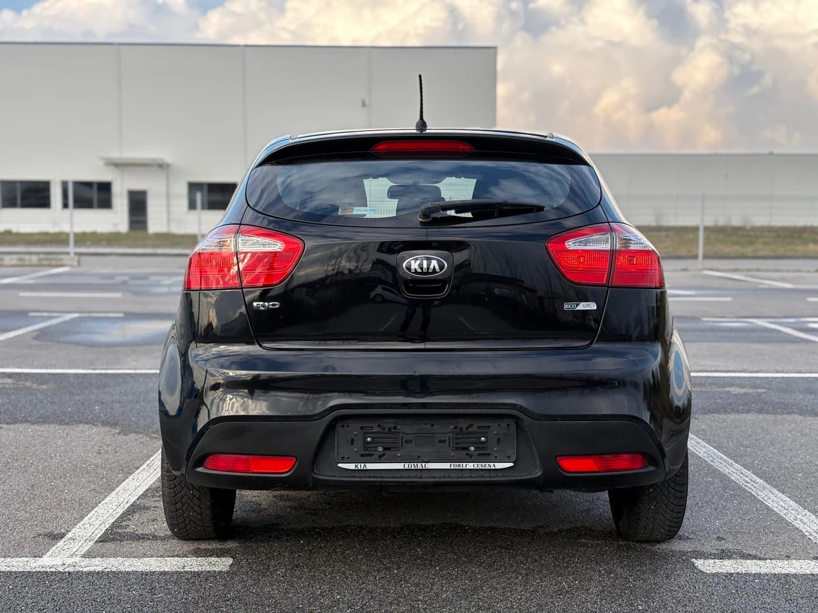 Kia Rio 1.2 4 цилиндъра* ГАЗ* EURO5B - изображение 6