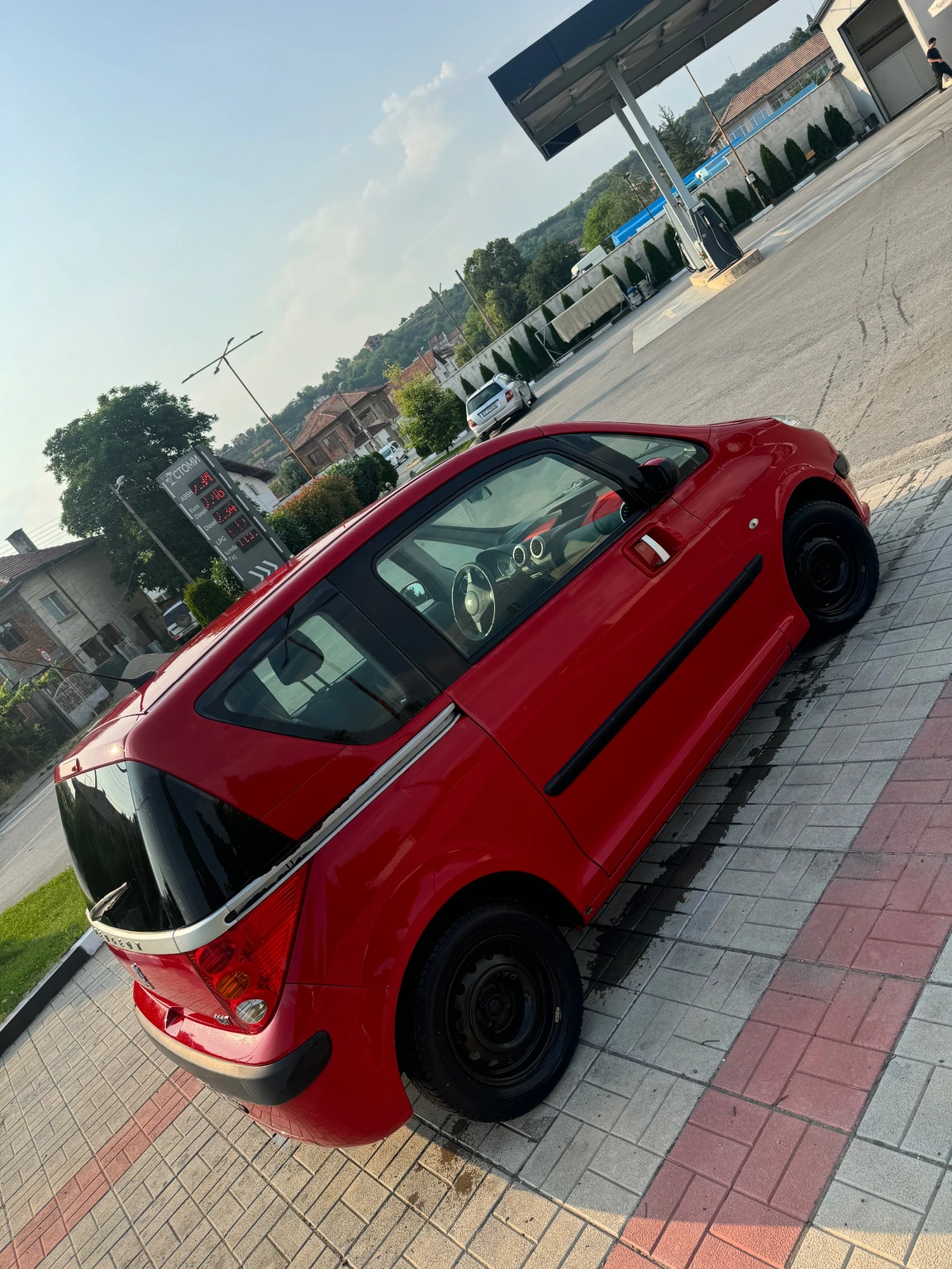 Peugeot 1007 1.4 i - изображение 3