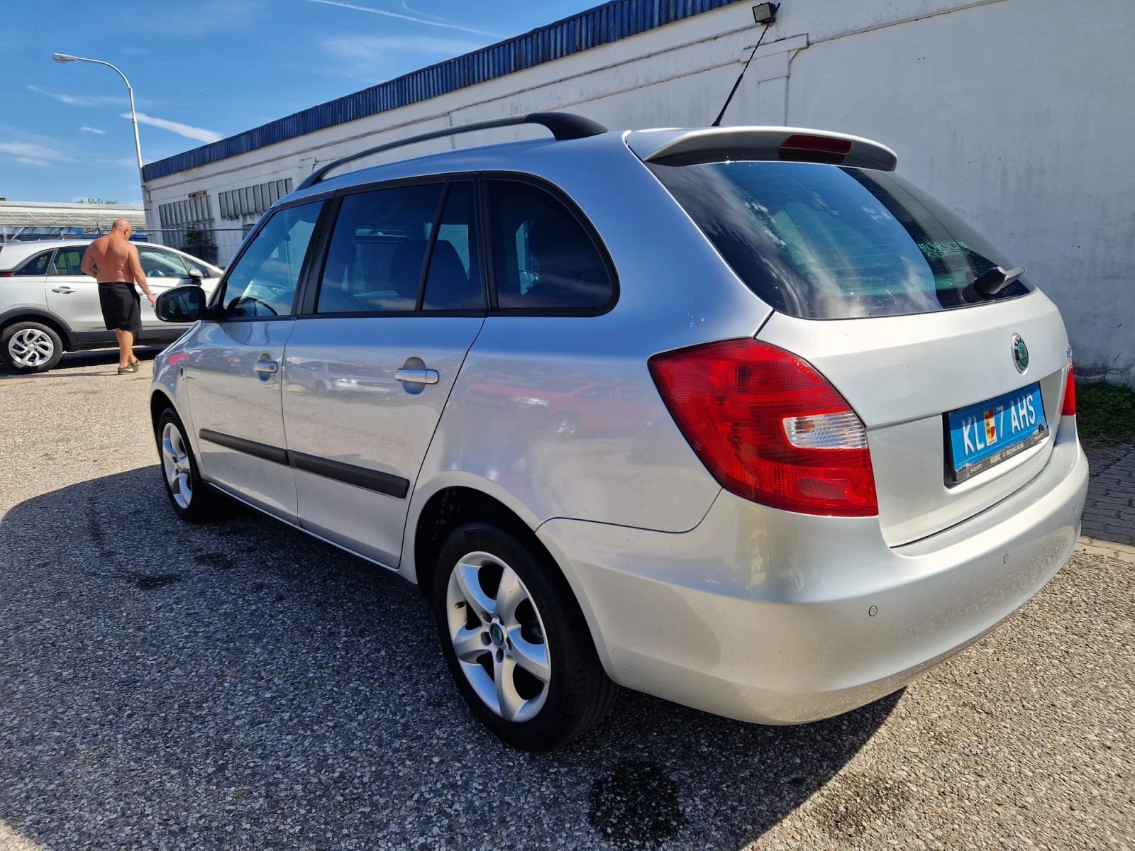 Skoda Fabia 1.6TDi FaceLift  - изображение 6