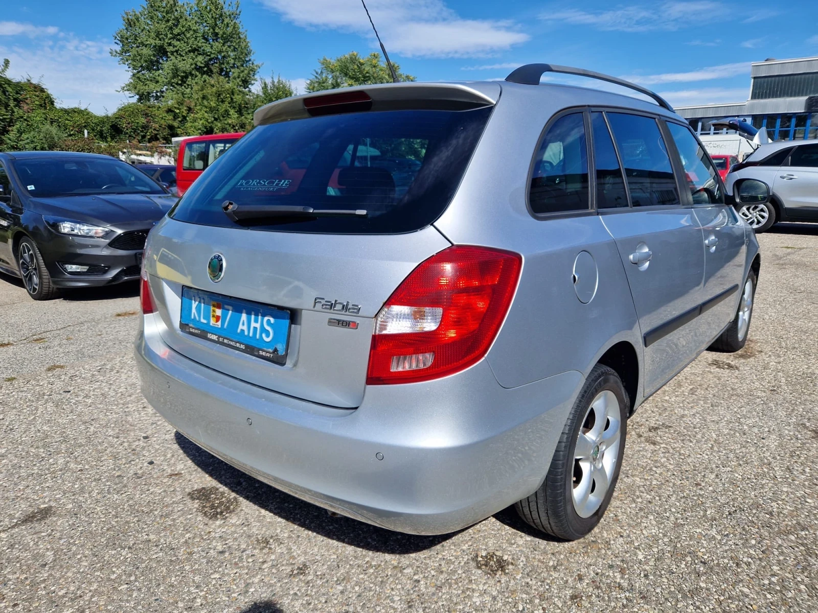 Skoda Fabia 1.6TDi FaceLift  - изображение 5