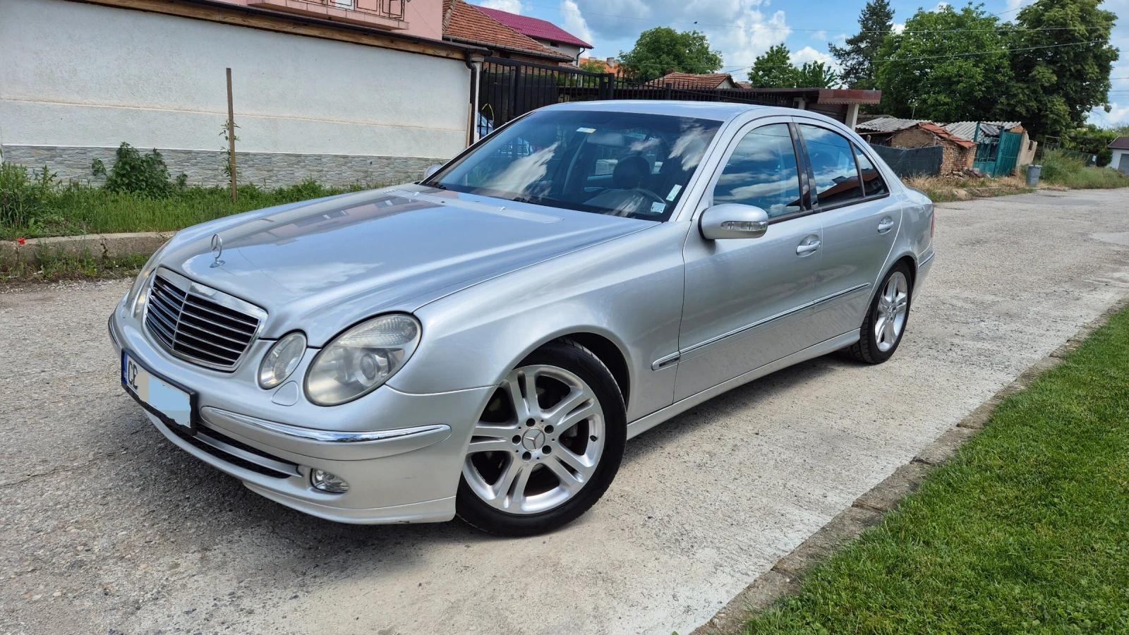 Mercedes-Benz E 320, снимка 17 - Автомобили и джипове - 52680281