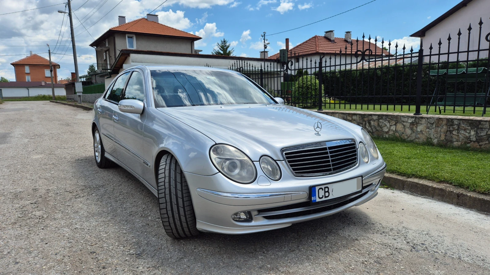 Mercedes-Benz E 320, снимка 15 - Автомобили и джипове - 52680281