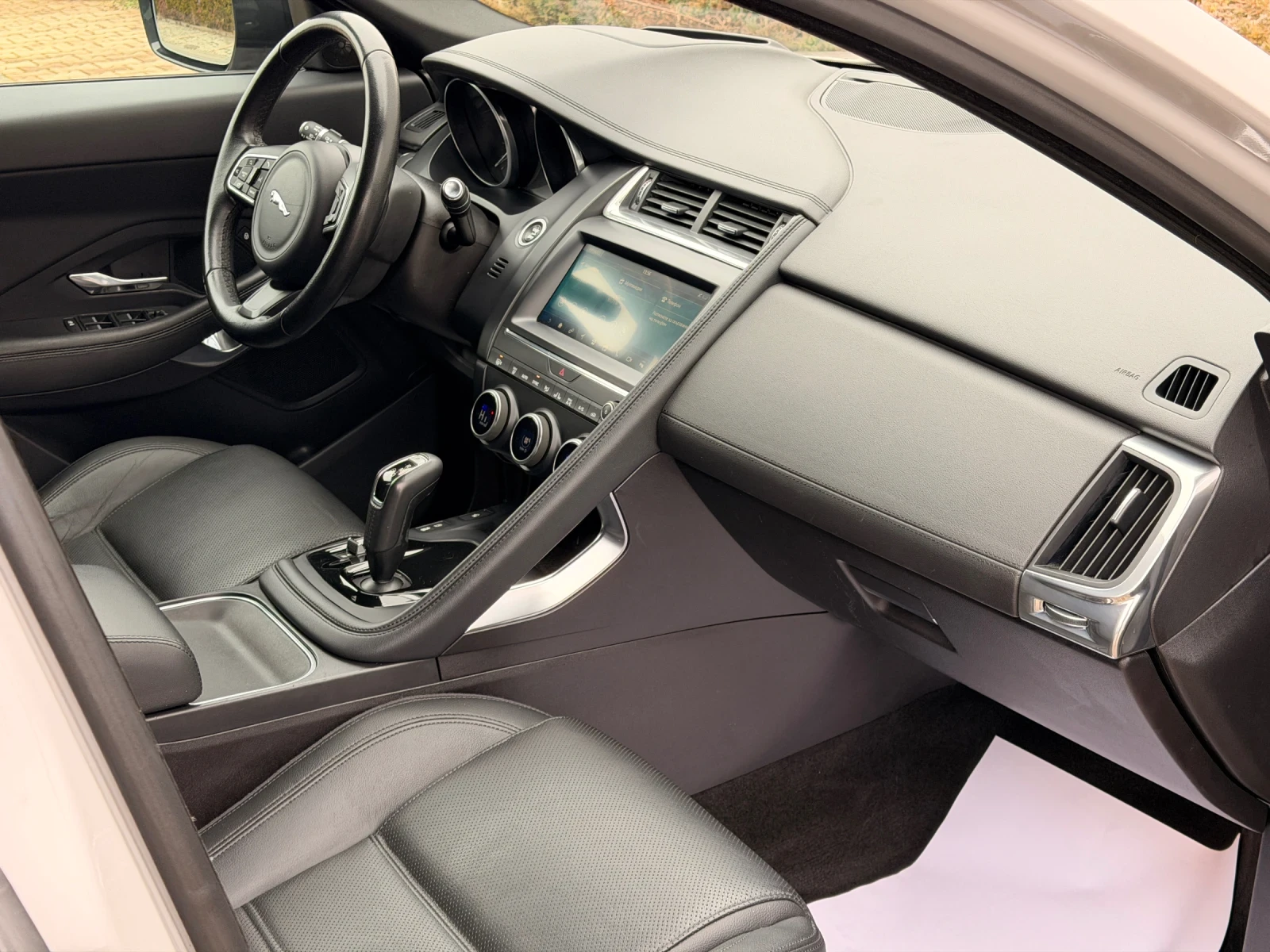 Jaguar E-pace S-LINE-����-�������-HEAD UP-���������-KA�� ���-��� | Mobile.bg � ����������� 15