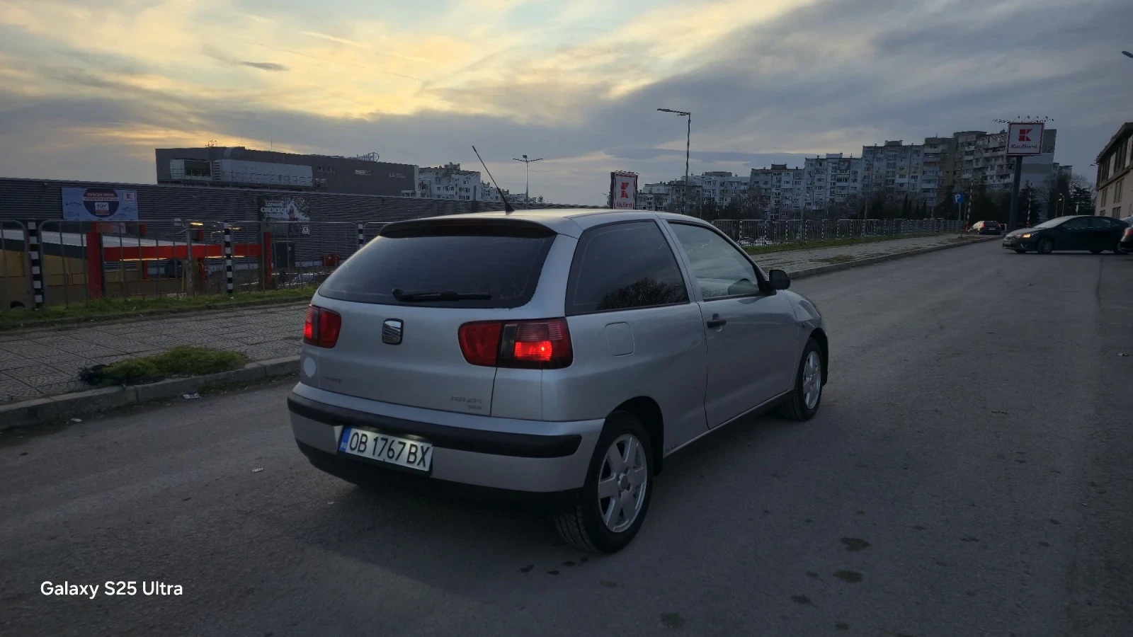 Seat Ibiza 1.9sdi, снимка 4 - Автомобили и джипове - 54006932
