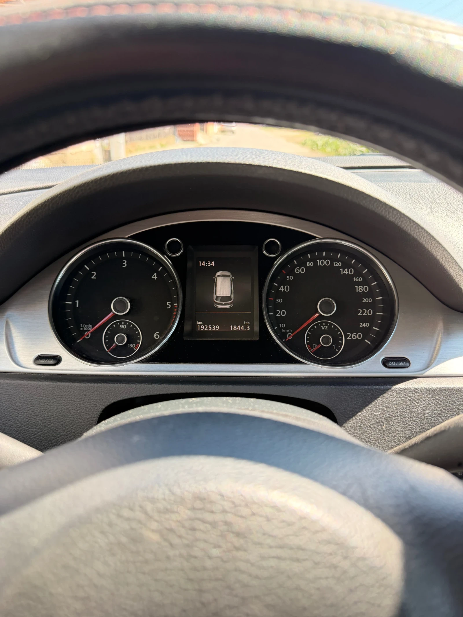 VW Passat DSG 4MATIC, снимка 8 - Автомобили и джипове - 54142275