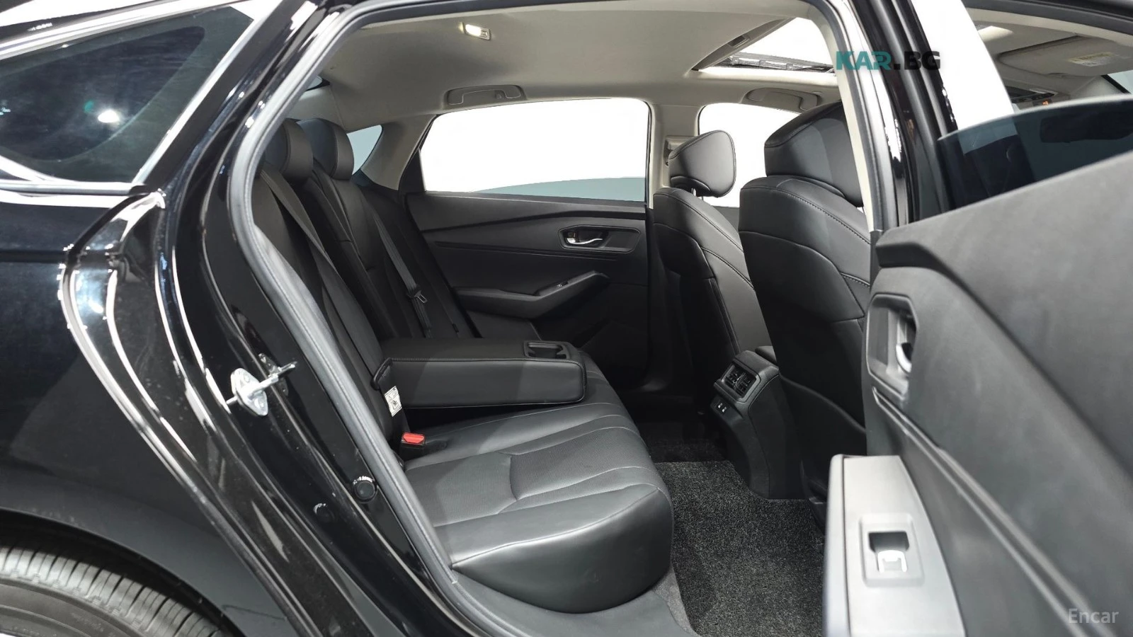 Honda Accord * 1.5* TURBO* DISTRONIC* КАМЕРА* ПОДГРЕВ* SUNROOF*, снимка 10 - Автомобили и джипове - 54813477