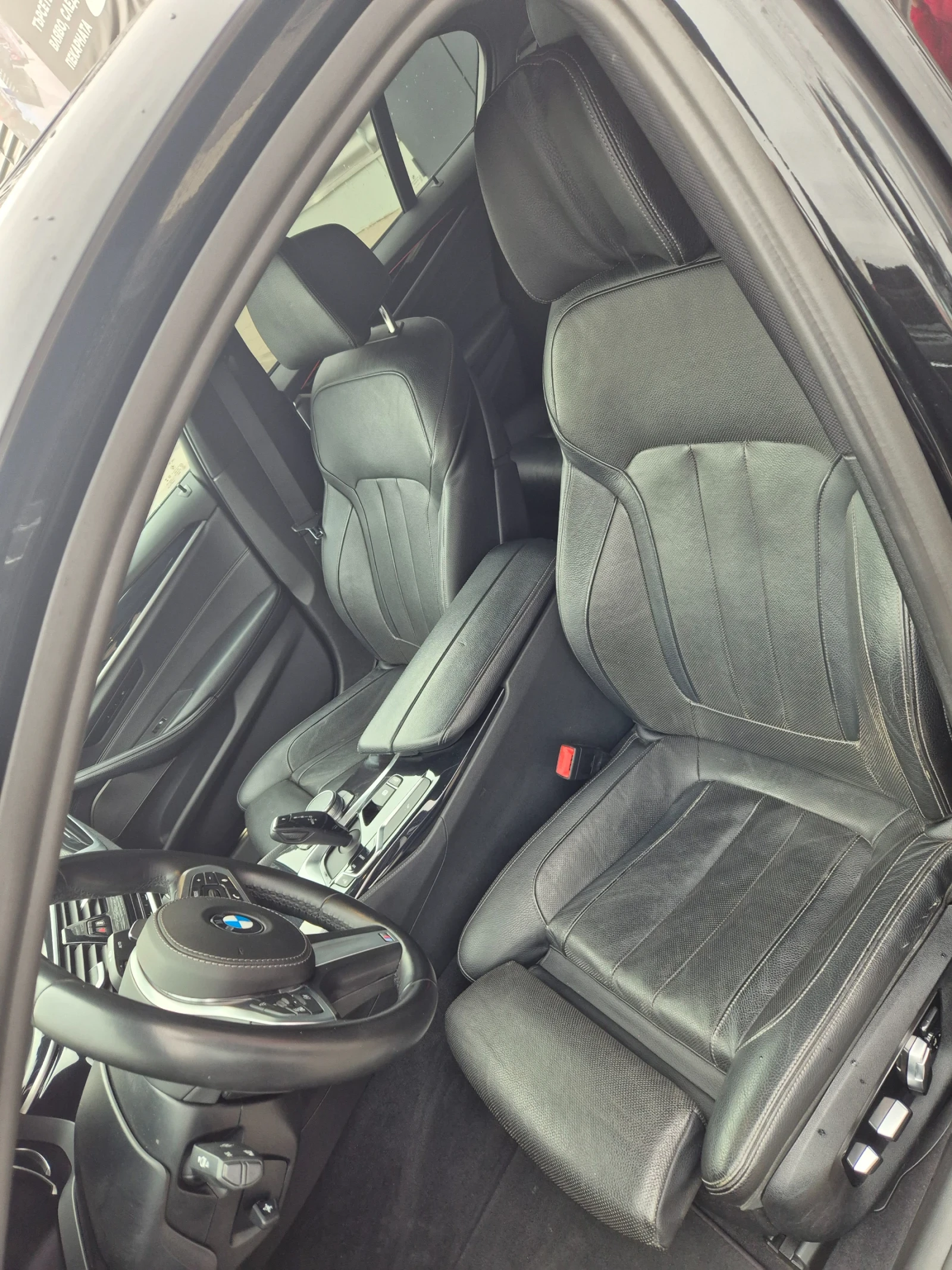 BMW 530 D Xdrive! M пакет! Harman! Вакум! , снимка 8 - Автомобили и джипове - 54952708