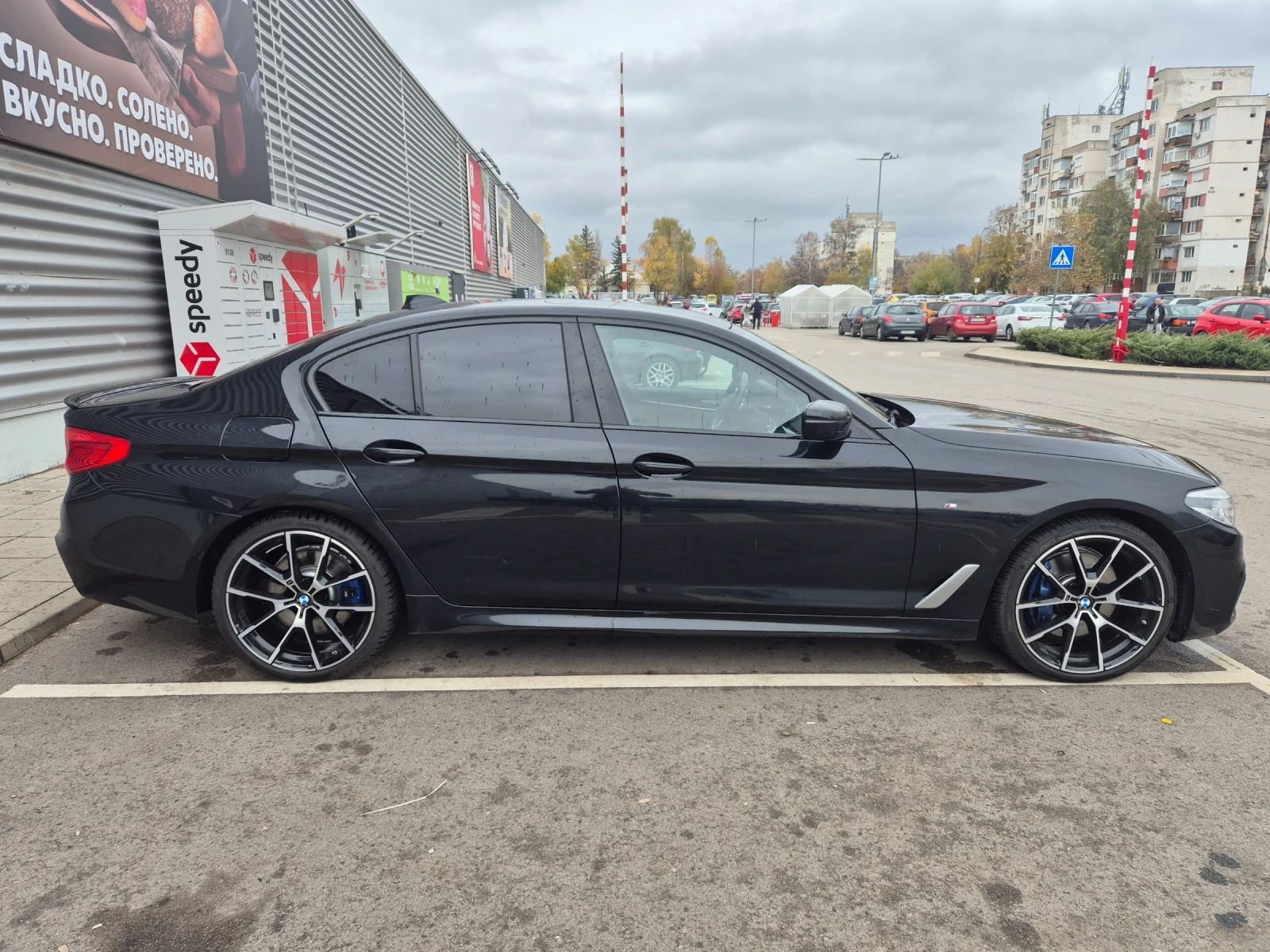BMW 530 D Xdrive! M пакет! Harman! Вакум! , снимка 5 - Автомобили и джипове - 54952708