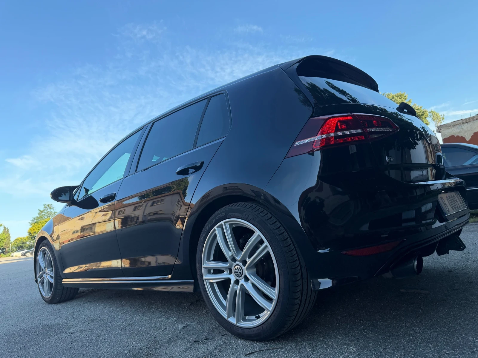 VW Golf 1.6 TDI R-line