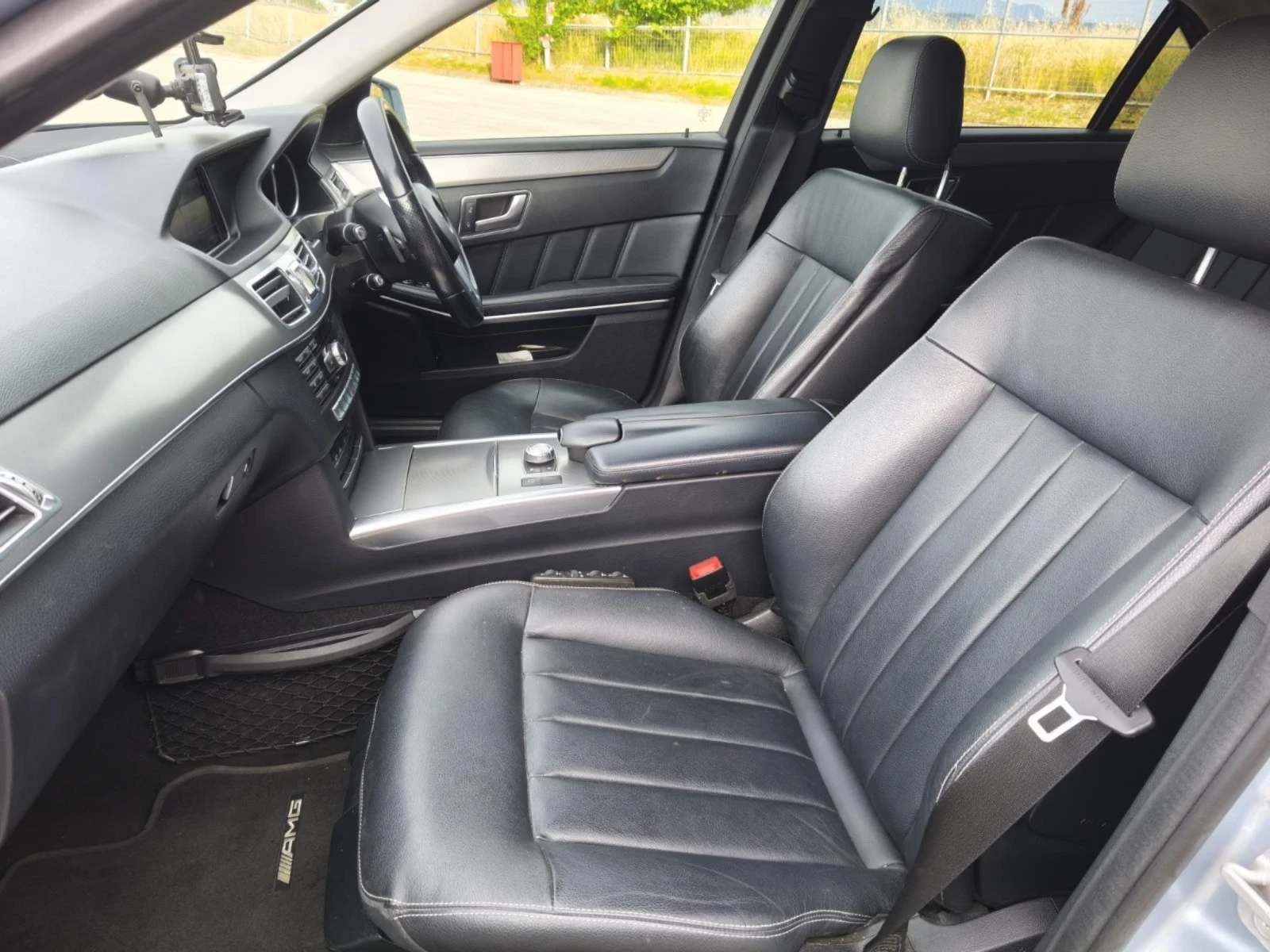 Mercedes-Benz E 350 AMG, снимка 9 - Автомобили и джипове - 54963527