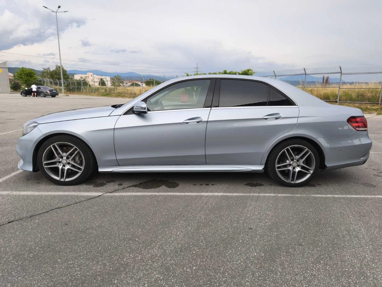 Mercedes-Benz E 350 AMG, снимка 5 - Автомобили и джипове - 54963527