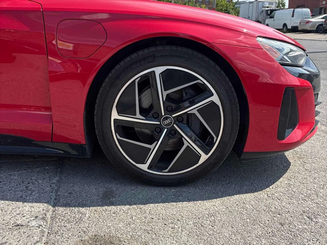 Audi E-Tron GT QUATTRO / DISTRONIC / ОБДУХВАНЕ / ПАНОРАМА, снимка 6 - Автомобили и джипове - 55189719