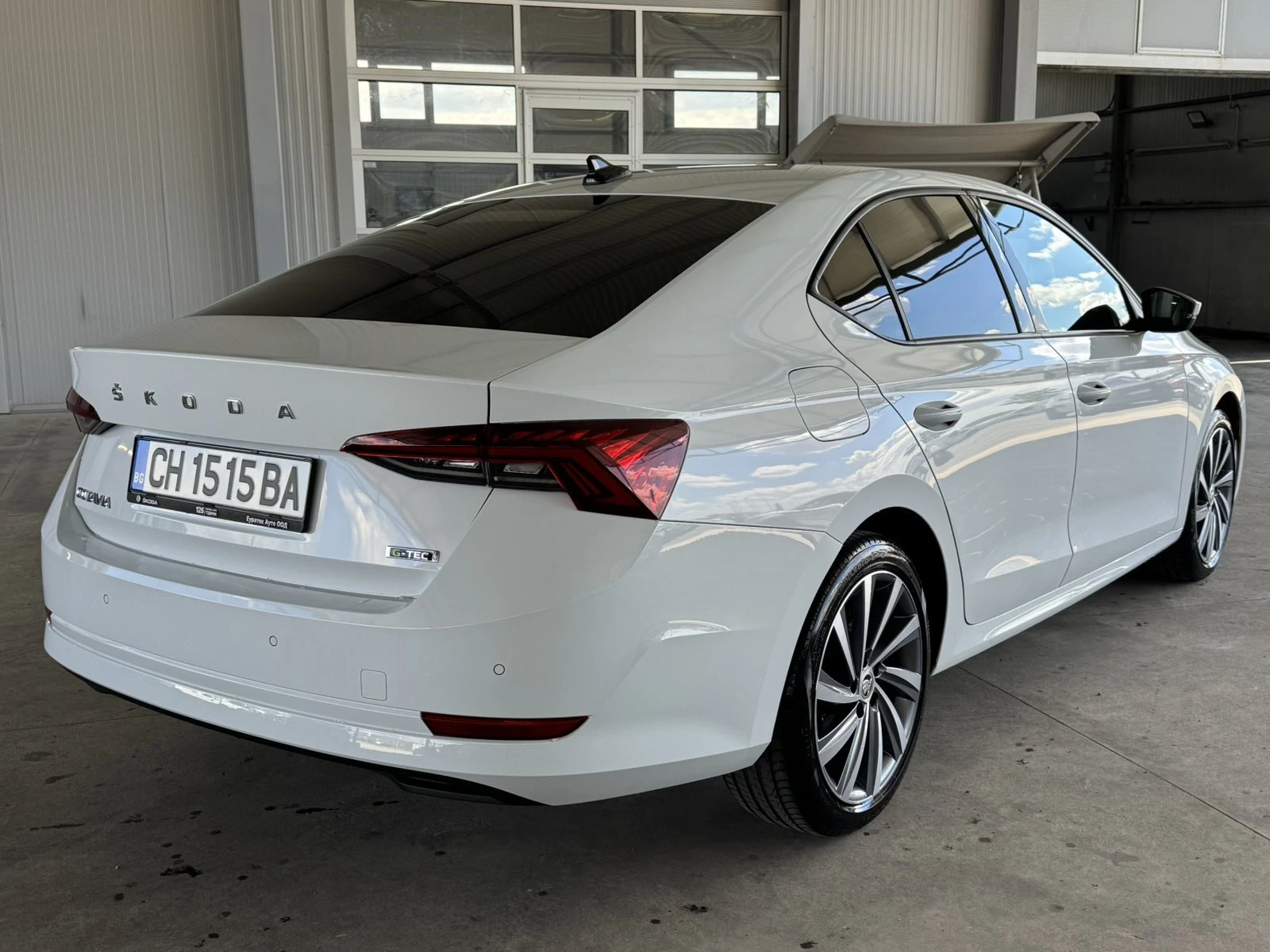 Skoda Octavia 1.5 G-TEC* 130ps* МЕТАН* 93хл.км* АВТОМАТ* НАВИ* , снимка 5 - Автомобили и джипове - 55279187