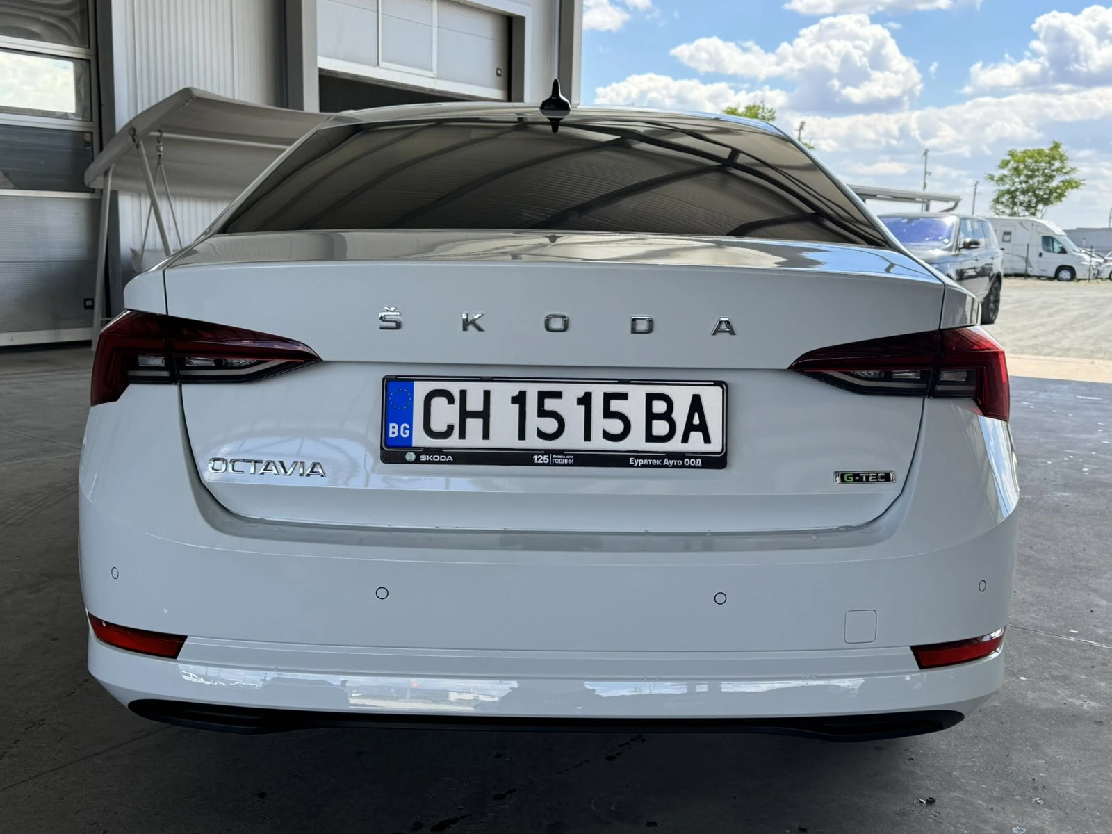 Skoda Octavia 1.5 G-TEC* 130ps* МЕТАН* 93хл.км* АВТОМАТ* НАВИ* , снимка 4 - Автомобили и джипове - 55279187