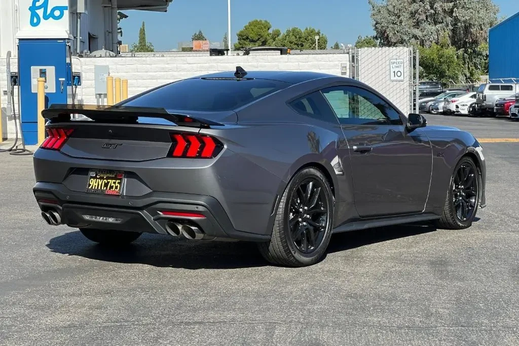 Ford Mustang GT, снимка 6 - Автомобили и джипове - 55570645