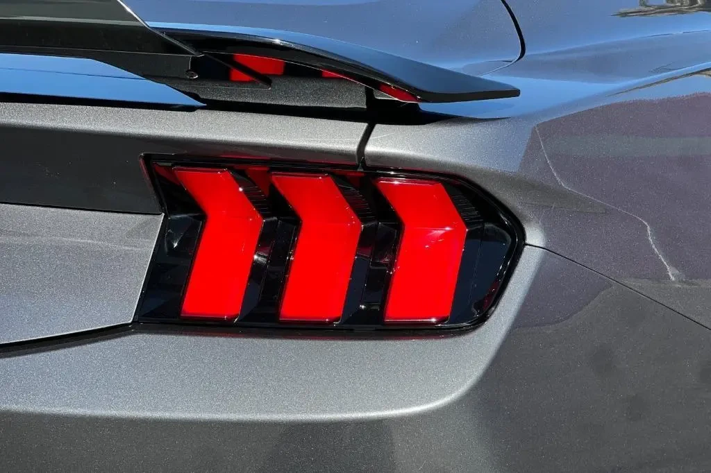 Ford Mustang GT, снимка 7 - Автомобили и джипове - 55570645