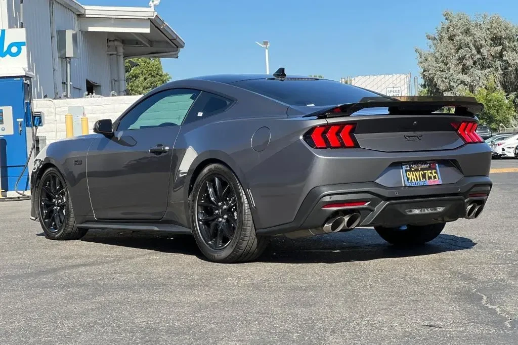 Ford Mustang GT, снимка 4 - Автомобили и джипове - 55570645