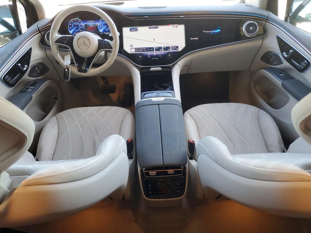 Mercedes-Benz EQS 580* 4MATIC* ОБДУХВАНЕ* 360* ПАНОРАМА* BURMESTER* , снимка 7 - Автомобили и джипове - 55584409