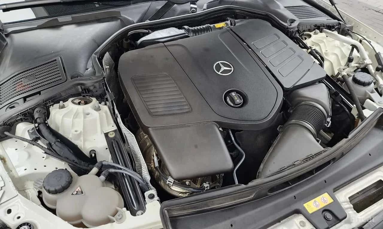 Mercedes-Benz C 300 * C300 AMG Line * ЦЕНА ДО БГ, снимка 6 - Автомобили и джипове - 55736249