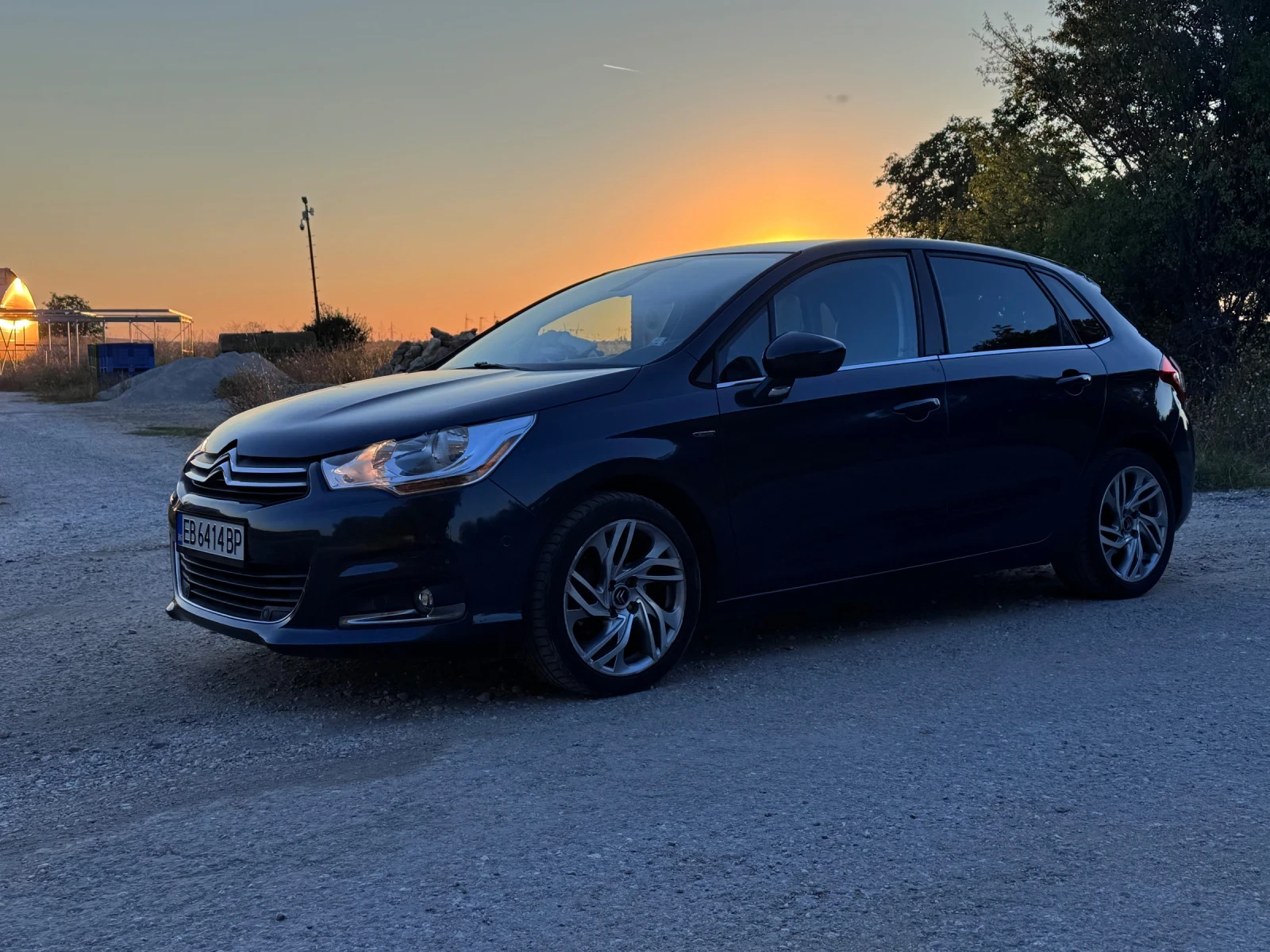 Citroen C4, снимка 2 - Автомобили и джипове - 55746417