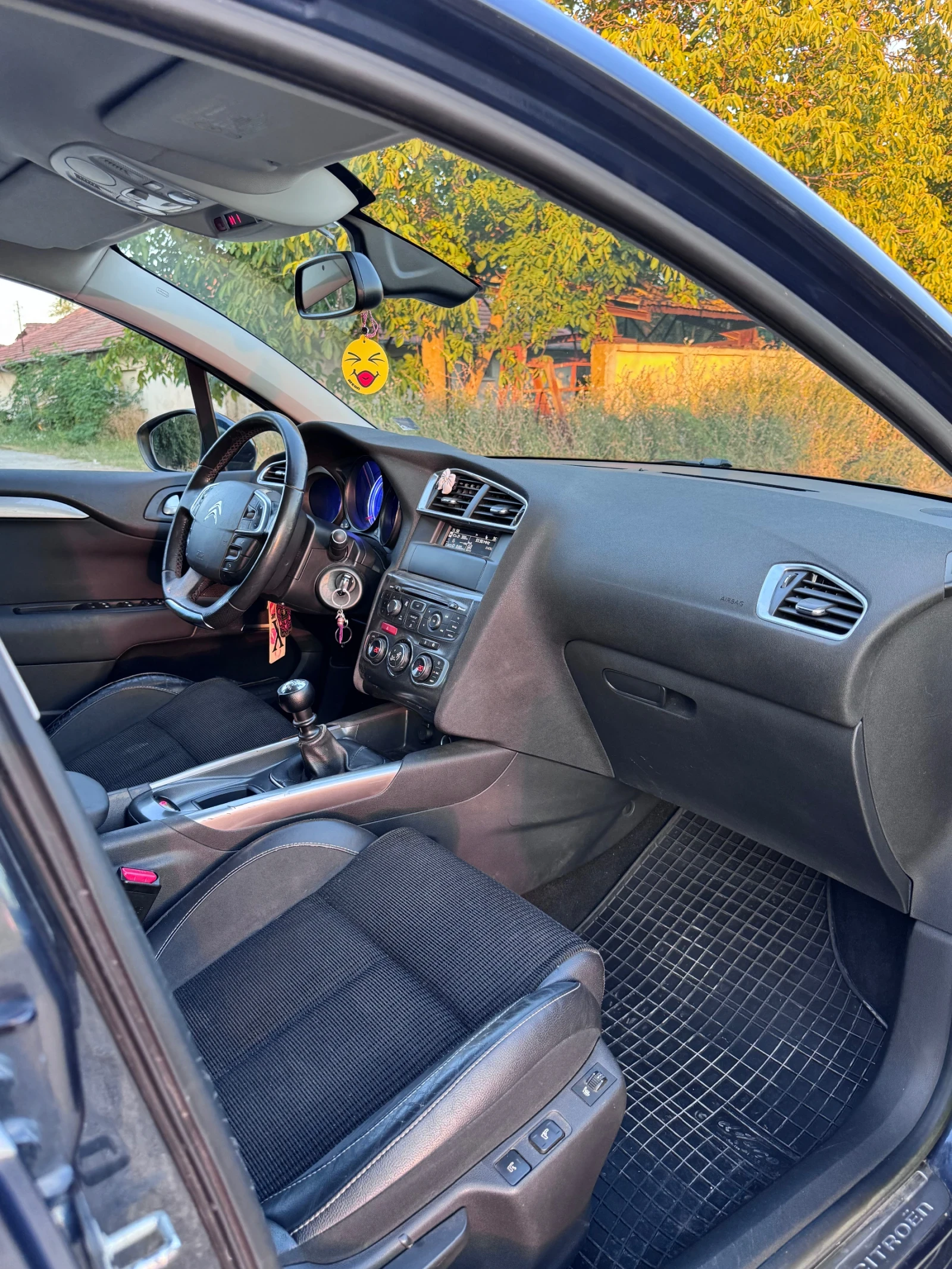 Citroen C4, снимка 10 - Автомобили и джипове - 55746417