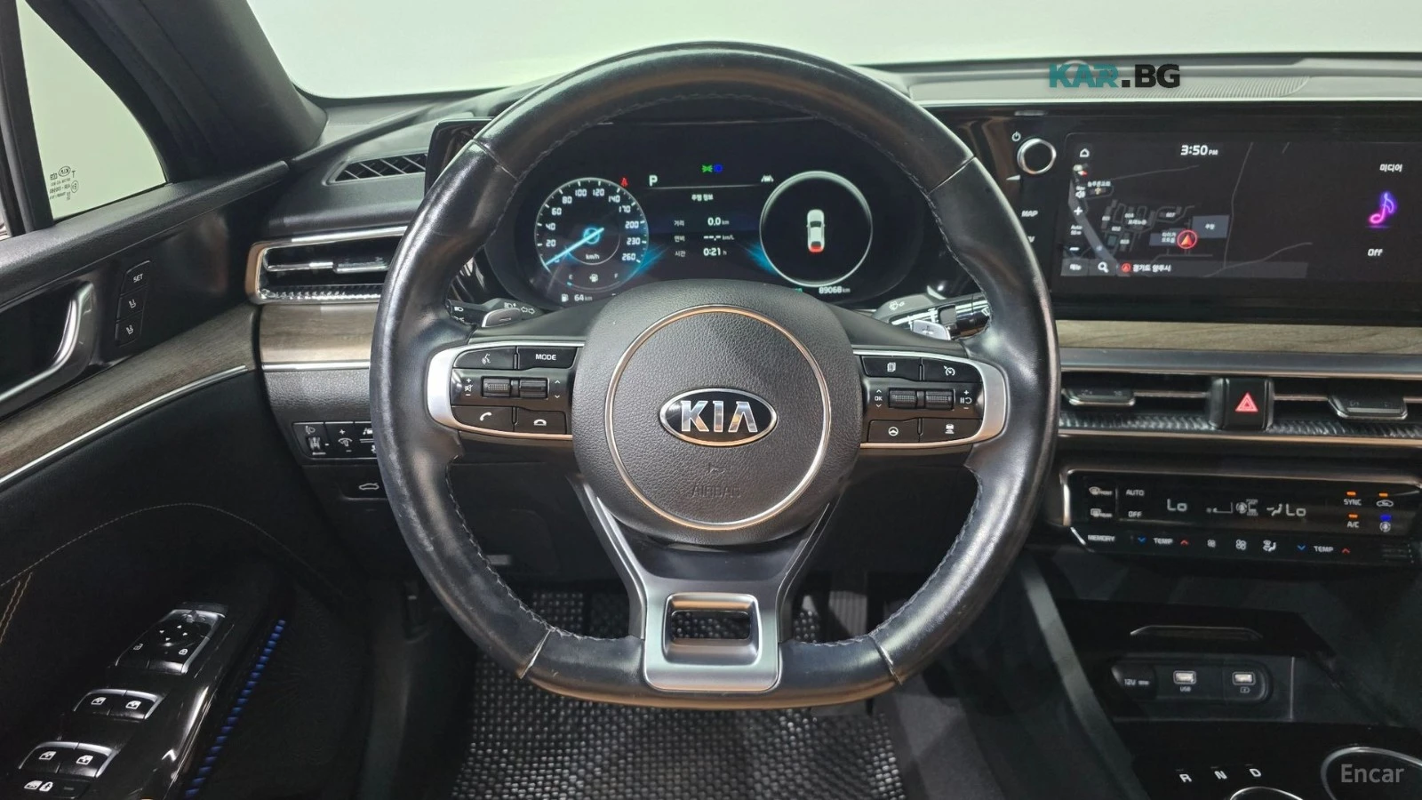 Kia K5 1.6 TURBO* SIGNATURE* ОБДУХ* ПОДГРЕВ* НАВИ* КАМЕРА, снимка 12 - Автомобили и джипове - 56012319