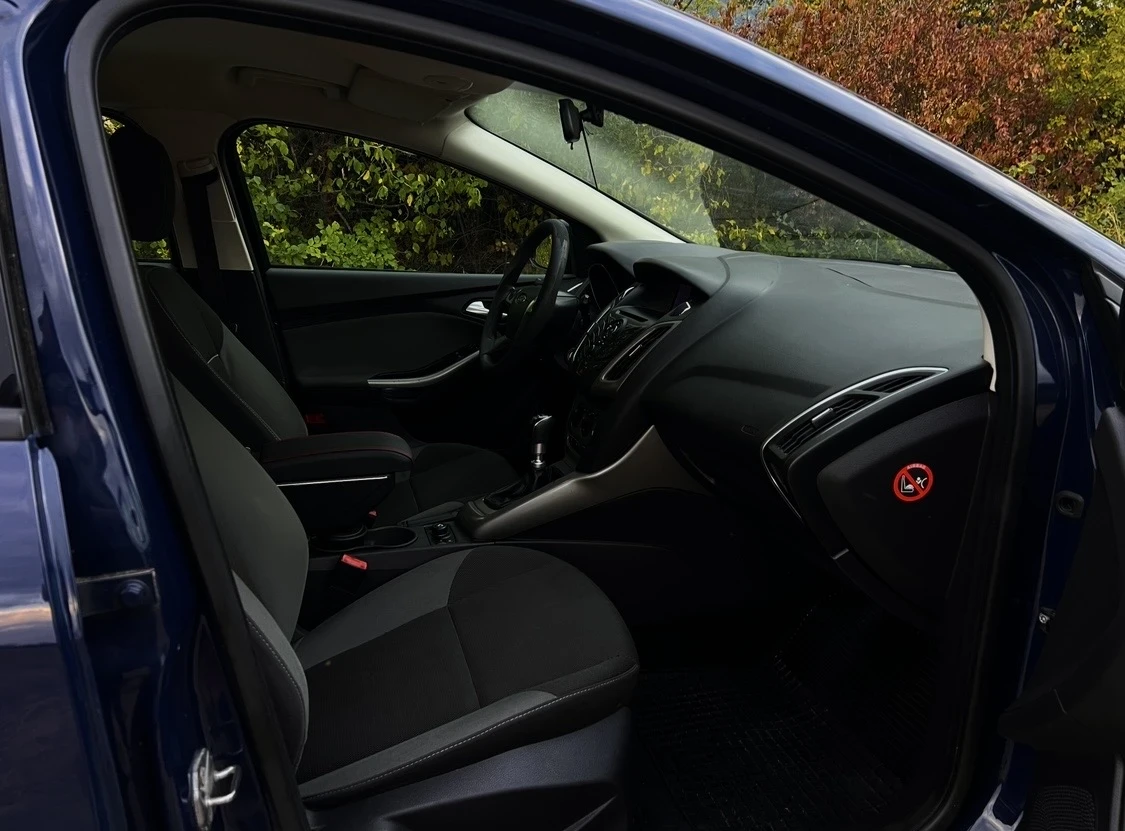 Ford Focus 1.6 TDCi, снимка 12 - Автомобили и джипове - 56046941