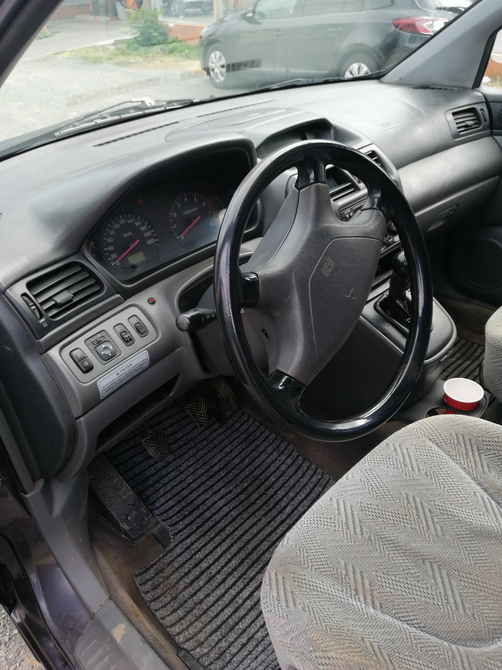 Mitsubishi Space wagon 4х4, снимка 8 - Автомобили и джипове - 56110205