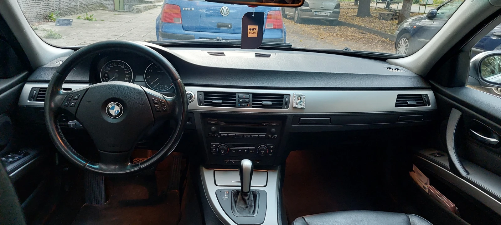 BMW 330 XI, снимка 12 - Автомобили и джипове - 56233550