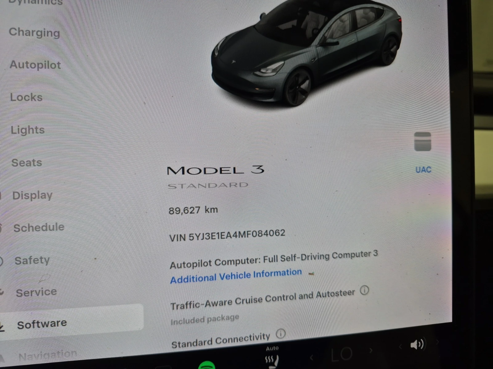 Tesla Model 3 STANDARD RANGE / АВТОКРЕДИТ, снимка 12 - Автомобили и джипове - 56468113