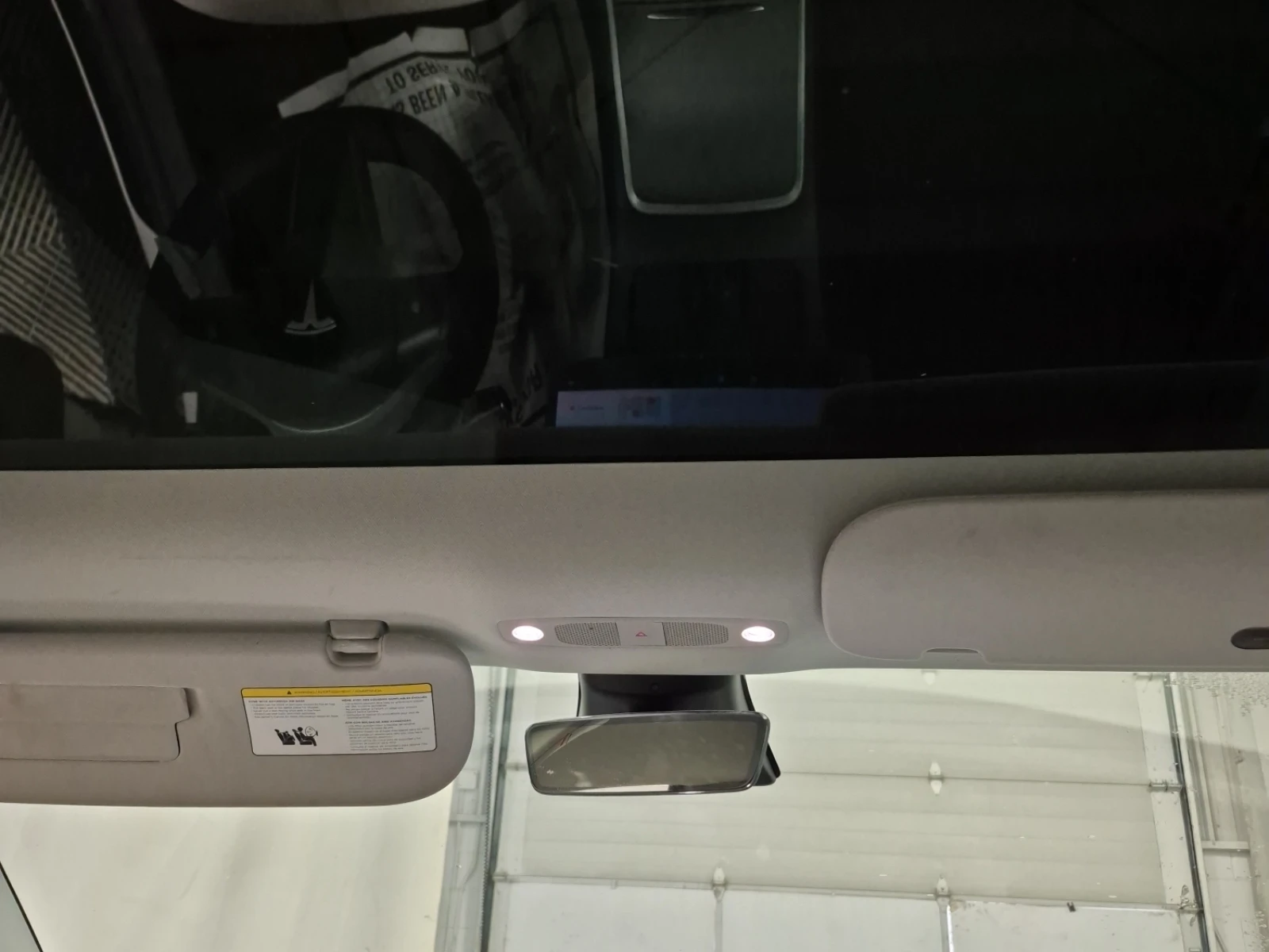 Tesla Model 3 STANDARD RANGE / АВТОКРЕДИТ, снимка 16 - Автомобили и джипове - 56468113