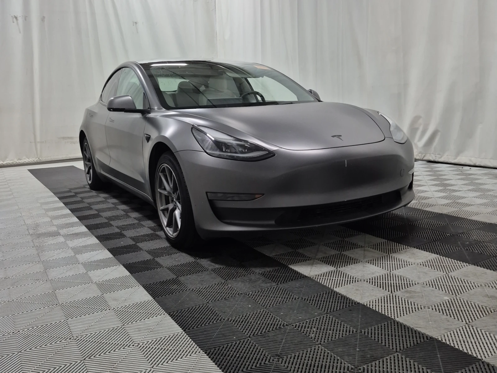 Tesla Model 3 STANDARD RANGE / АВТОКРЕДИТ, снимка 3 - Автомобили и джипове - 56468113
