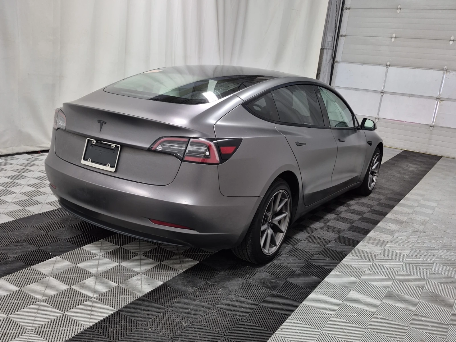 Tesla Model 3 STANDARD RANGE / АВТОКРЕДИТ, снимка 5 - Автомобили и джипове - 56468113
