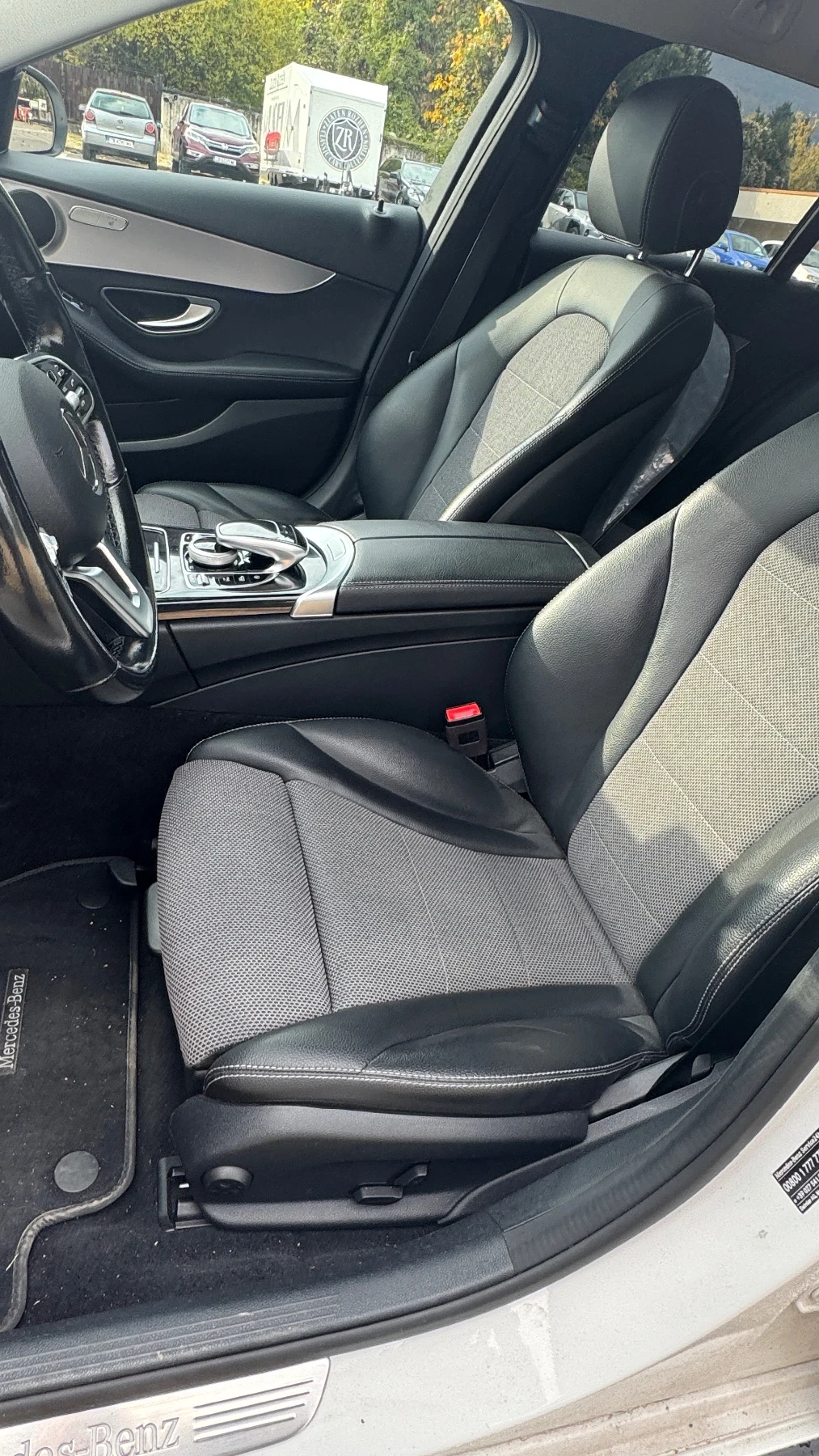 Mercedes-Benz C 220 4 MATIC - AMG optika, снимка 13 - Автомобили и джипове - 56530983
