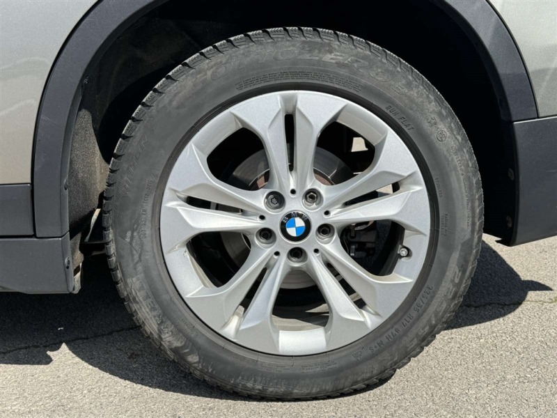 BMW X1 sDrive18d, снимка 4 - Автомобили и джипове - 44826261