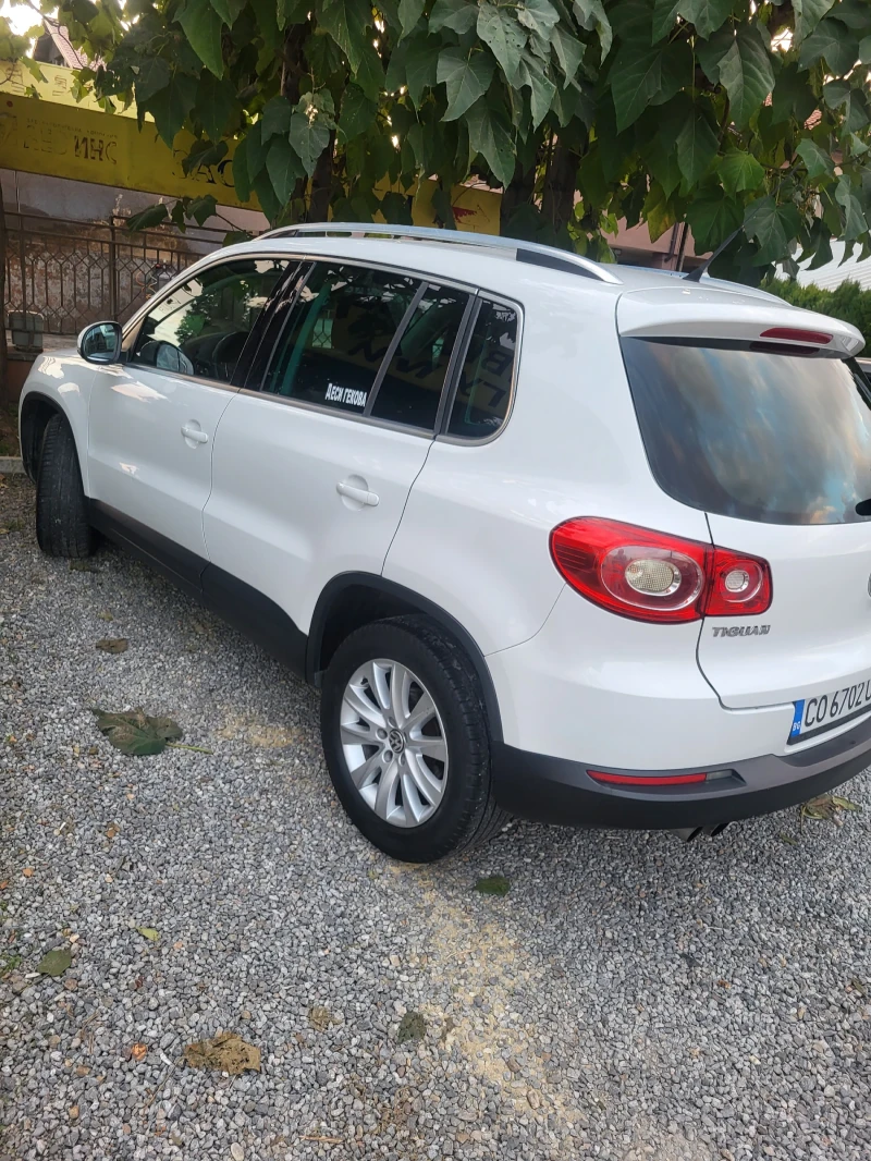 VW Tiguan, снимка 9 - Автомобили и джипове - 47793301