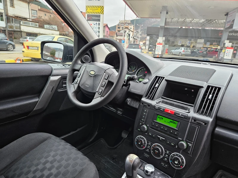 Land Rover Freelander 2.2d 4X4/6skorosti, снимка 11 - Автомобили и джипове - 48303302