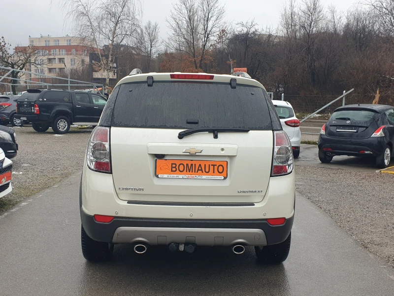 Chevrolet Captiva 2.2VCDi* 4X4* 7 MECTA* КОЖА* , снимка 5 - Автомобили и джипове - 48448712