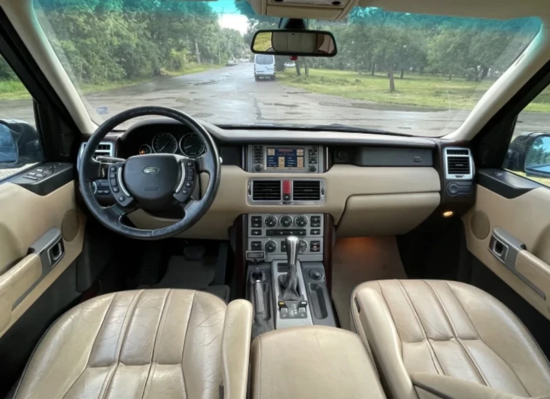 Land Rover Range rover Vouge, снимка 5 - Автомобили и джипове - 49098858