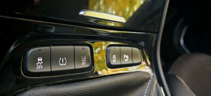 Opel Crossland X, снимка 8 - Автомобили и джипове - 52497385