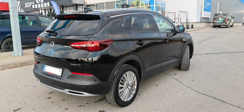 Opel Crossland X, снимка 3 - Автомобили и джипове - 52497385