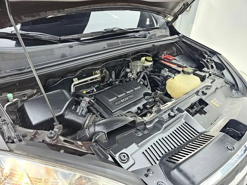 Chevrolet Trax 1.4, снимка 6 - Автомобили и джипове - 54327817