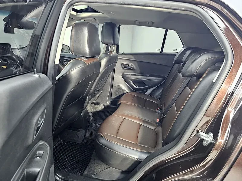 Chevrolet Trax 1.4, снимка 9 - Автомобили и джипове - 54327817